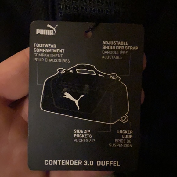 I’m selling a new Puma Contender 3.0 Duffel bag with a footwear compartment. - Picture 7 of 8
